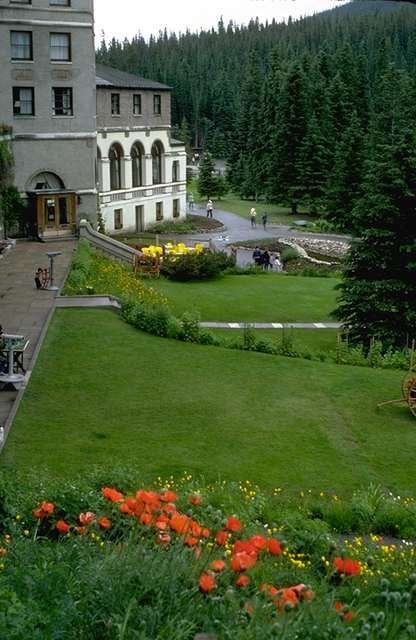 luxury, amenities, hotel, Taka Mountains, travel